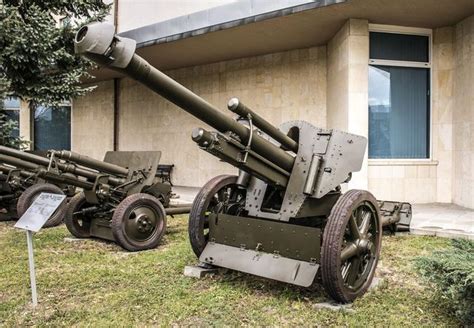 图文：我军54-1式122毫米榴弹炮-珠海航展集团有限公司