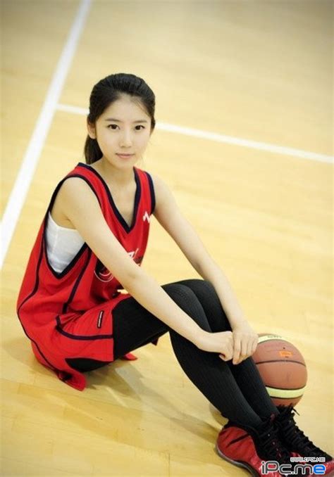 穿篮球服的正妹- 男朋友的篮球服是世界上最美的连衣裙 | iPcfun.com