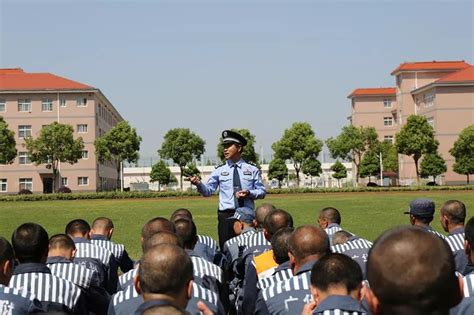 广华监狱“走出房间，拥抱春天”系列活动与特殊病犯监区服刑人员有个约 -湖北省监狱管理局