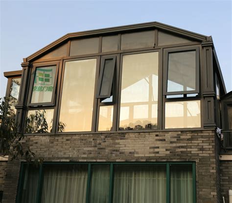 别墅玻璃窗户最新图片,农村最流行的窗户图片,3米落地玻璃窗效果图_大山谷图库