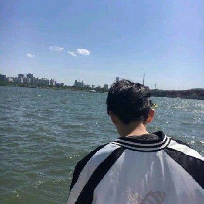 非主流海边男生头像