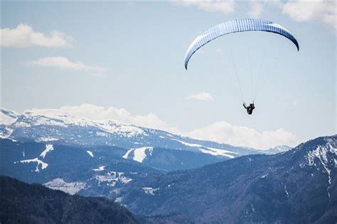 滑翔伞玩一次多少钱（滑翔伞自己可以随便飞吗）-蓝鲸创业社