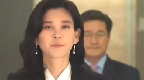 50岁的韩国三星长公主依然气质惊艳-直播吧