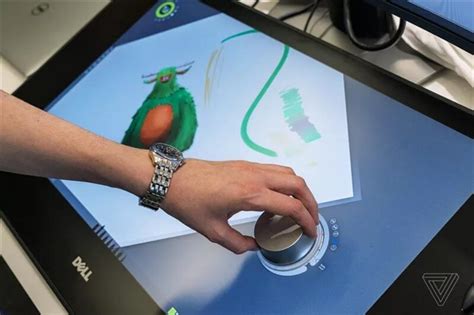 挑战微软Surface Studio：戴尔推出全新27英寸Canvas智能画板_科技_环球网
