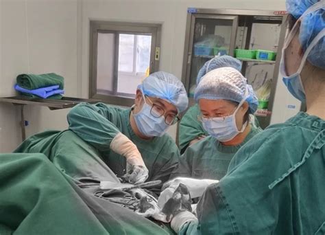 余姚市人民医院 医院资讯 昭觉女子生娃落下11年顽疾，帮扶专家手术解决难言之隐