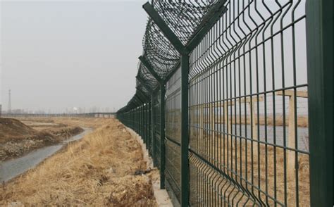 机场港口园区围界采用钢丝网围墙-环保在线