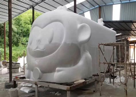 贵州泡沫雕塑制作-幽默悟空小汽车（加长版） -贵州朋和文化 ...