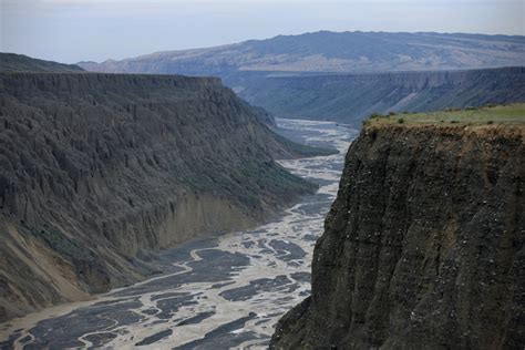 新疆奎屯大峡谷地貌 图片 | 轩视界