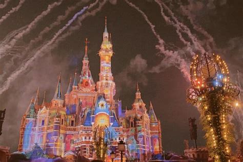 上海迪士尼烟花秀最佳位置+拍摄指南_旅泊网