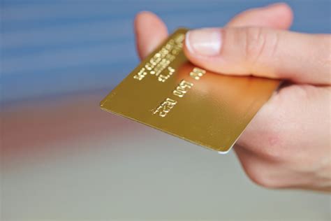广发银行发布《广发银行保证金冻结办理个人信用卡服务协议》-信用卡动态-金投信用卡-金投网
