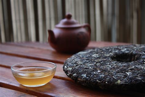 普洱茶的甜对茶叶香气的形成和茶汤滋味的影响-藏锋号古茶