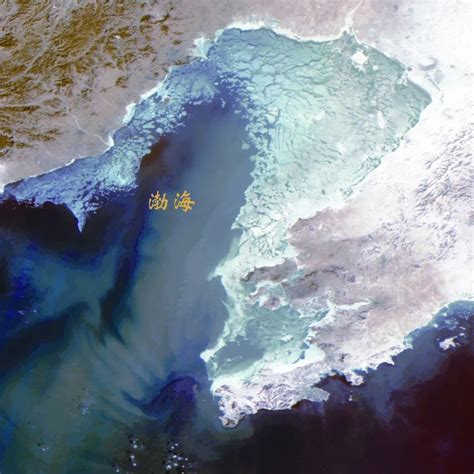 大寒将至，大连渤海海面现冰封美景