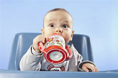婴儿缺钙的表现与症状 妈妈需要注意这些_伊秀亲子|yxlady.com