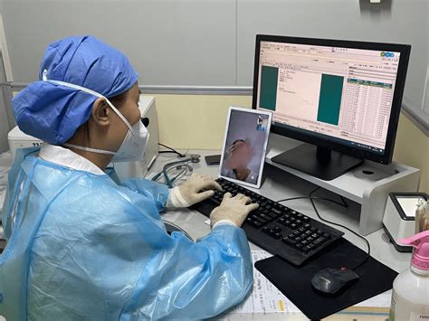 北京儿童医院、怀柔区网上代挂专家号，在线客服为您解答的简单介绍