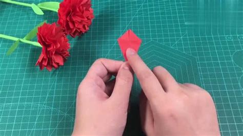 用纸折玫瑰花的方法 惊艳最简单的玫瑰花折法[含视频]╭★肉丁网