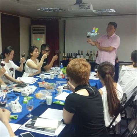 茅台集团白金酒公司组织参加2017国家品酒师职业技能培训 - 贵州白金酒股份有限公司