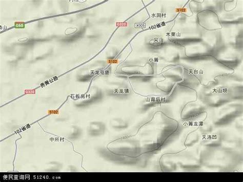 天龙屯堡古镇位于贵州省西部平坝县，田园风光优美，值得去游玩