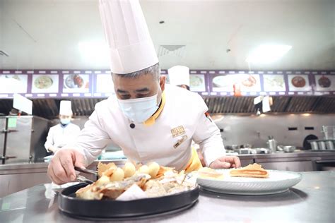 2022蓝海大饭店·蓝钻国际美食自助百汇美食餐厅,环境是非常棒，服务也棒棒的...【去哪儿攻略】