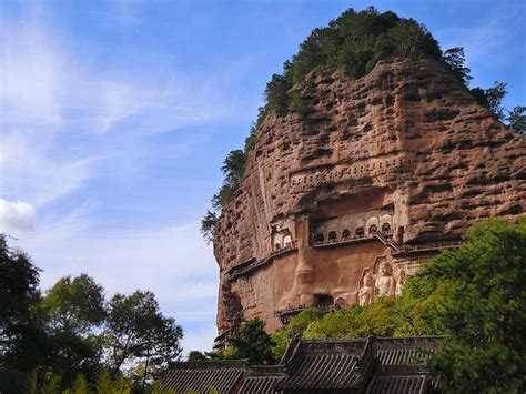 麦积山石窟是世界文化遗产，中国四大石窟之一，始建于后秦（-天水自驾游论坛-大自驾