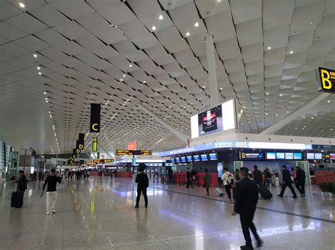 新郑机场停车6天收费|新郑机场|停车|收费_新浪新闻
