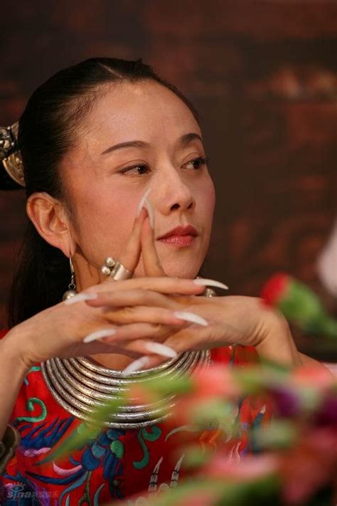 著名舞蹈家杨丽萍50岁了，为何一点儿也不显老？？