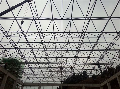 三层网架-徐州华旭钢网架结构厂,钢网架结构,网架钢结构,螺栓球网架,球形网架生产厂家