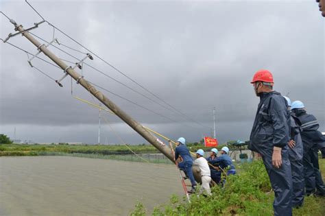暴雨引发洪水，北京电力全力抢修恢复供电