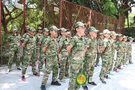 青少年儿童军事训练营特色-自强军事主题夏令营活动介绍