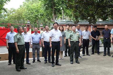 南京市鼓楼区人民政府 区四套班子领导走访慰问驻区部队