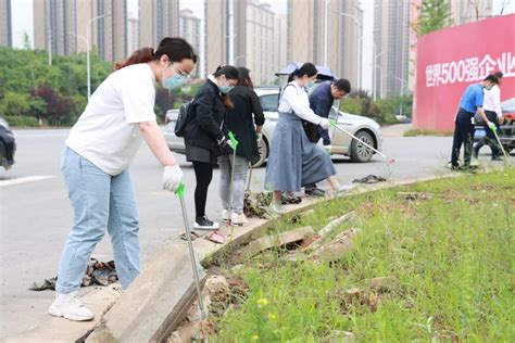 必修课 分组打扫卫生-上海自强青少年军事夏令营「图片」