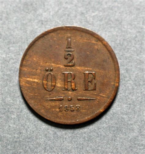 SLM 16692 - Mynt, 1/2 öre bronsmynt 1858, Oscar I - Sörmlands museums samlingar