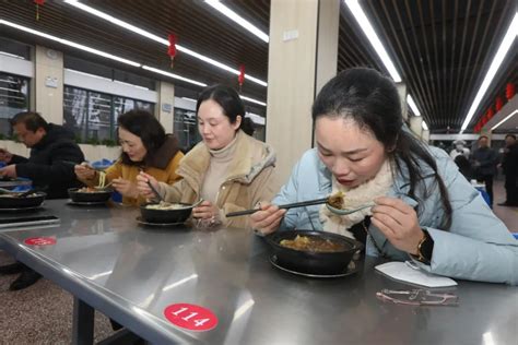 精英华唐伙食怎么样？盘点舌尖上的美食_石家庄精英华唐艺术职业高中