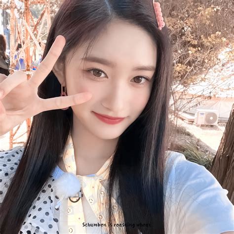 李瑞头像甜美女生可爱