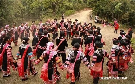 群文博览（四）| 西双版纳拉祜族民间舞蹈概述_芦笙