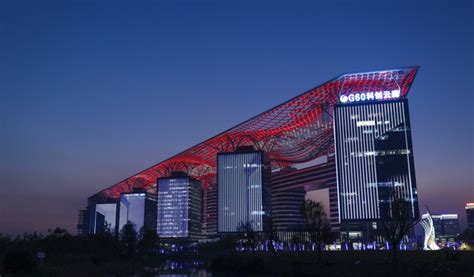 上海松江G60 科创云廊夜景图片素材