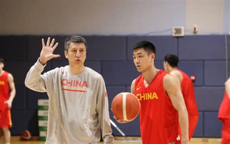 中国男篮公布16人集训名单，李根赵继伟等多名球员缺席