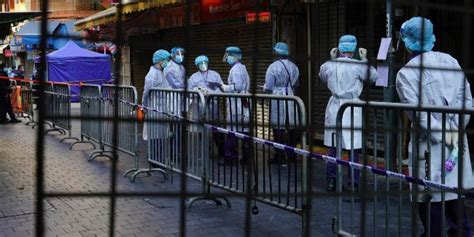 香港变种新冠病毒疫情扩大 继早前17岁女生确诊后其母也被确诊_凤凰网视频_凤凰网