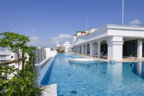 LeQu Okinawa Chatan Spa & Resort Premier/Okinawa Island Guide