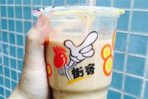 奶茶加盟店十大人气排行榜：初作奶茶上榜，新时沏第一_排行榜123网