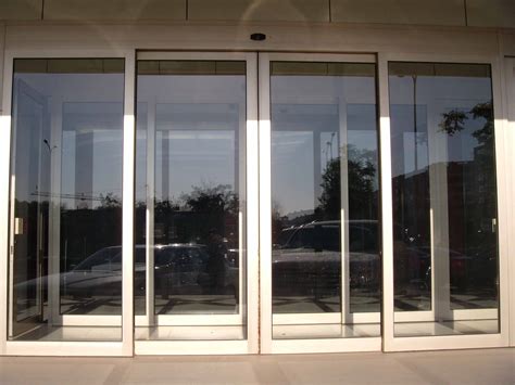 怎么安装塑钢门窗 塑钢门窗安装注意什么 - 行业资讯 - 九正门窗网