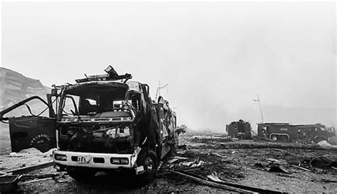 “世界上最帅的逆行”—— 天津爆炸消防员-在线首页-浙江在线