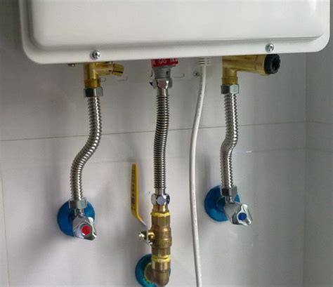 燃气热水器安装图图片