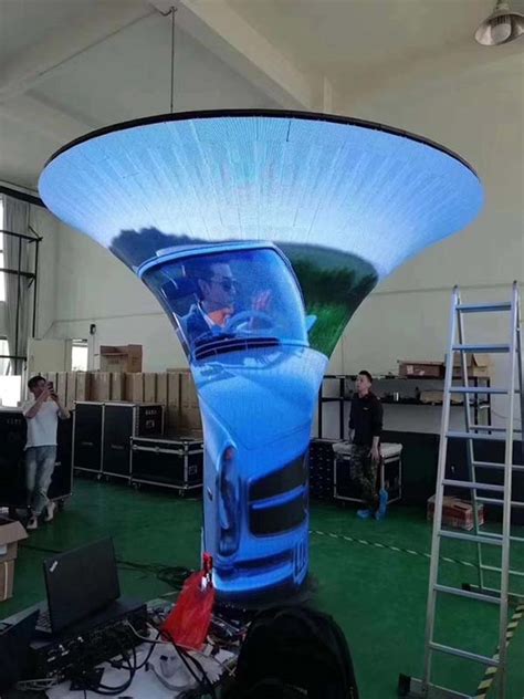 广东政协LED圆柱屏项目_深圳市鑫帝视觉技术有限公司--创意LED显示︱智慧LED显示