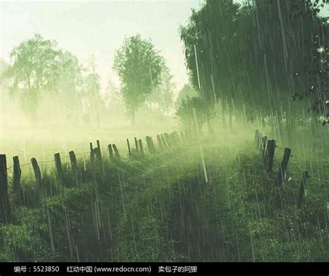 下雨背景图片-虚拟下雨效果素材-高清图片-摄影照片-寻图免费打包下载