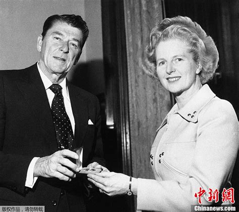英国前首相撒切尔夫人去世 享年87岁 _ 日不落的“铁娘子” _ 日不落的“铁娘子” _海口网