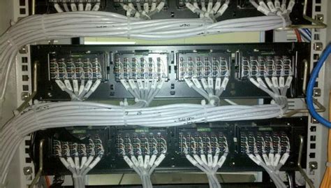 散装施耐德 APC电源线 可锁定型 C19至C20 1.8米长机柜线 AP8716S 14AWG Cable de transmisión ...
