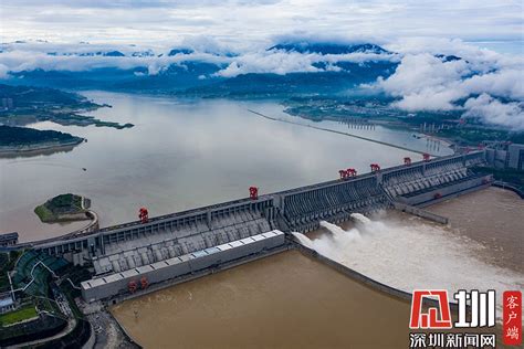 湖北宜昌：三峡水库有效拦蓄长江2020年第1号洪水 _深圳新闻网
