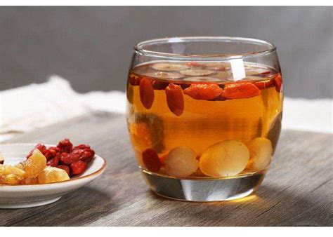 泡枸杞养生图片