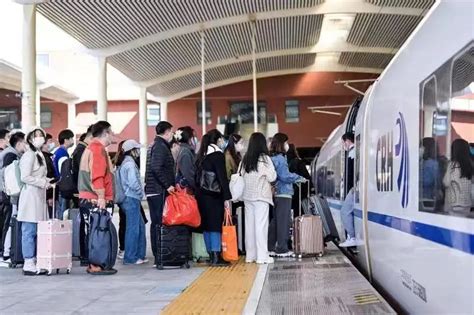 哈尔滨铁路12月26日实行新的列车运行图|哈尔滨|列车|铁路_新浪新闻