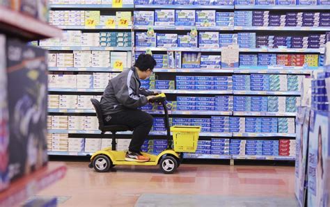 共享电动购物车亮相超市 - 西部网（陕西新闻网）